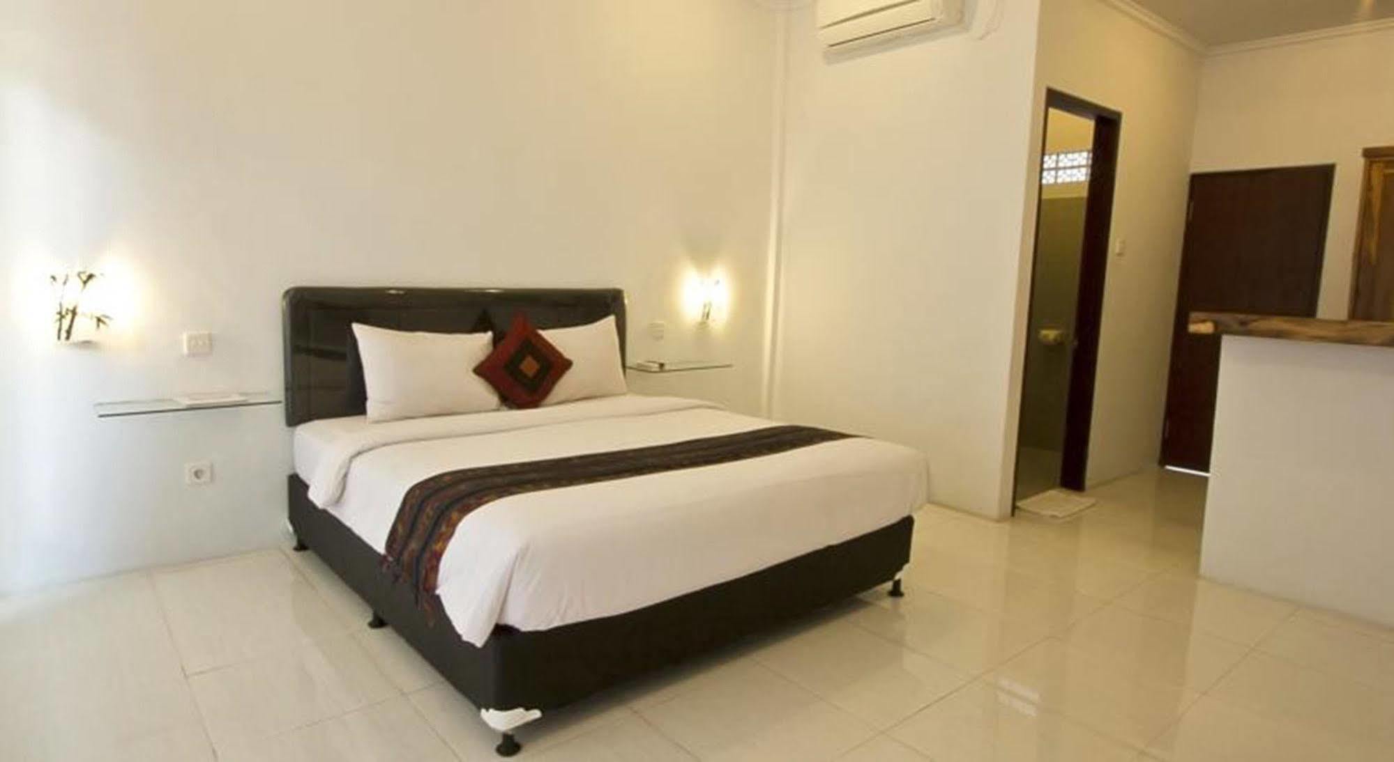 U House Seminyak Hotel Kerobokan Esterno foto